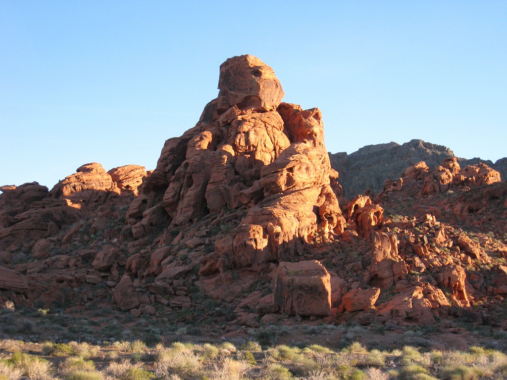 Las Vegas 2010 - Valley of Fire 0891.JPG - The 2010 Las Vegas Fire - Ice and Sweat Tour. Half Marathon, Red Rock Canyon, Mt. Charleston, Casinos, Valley of Fire.... and buffets!